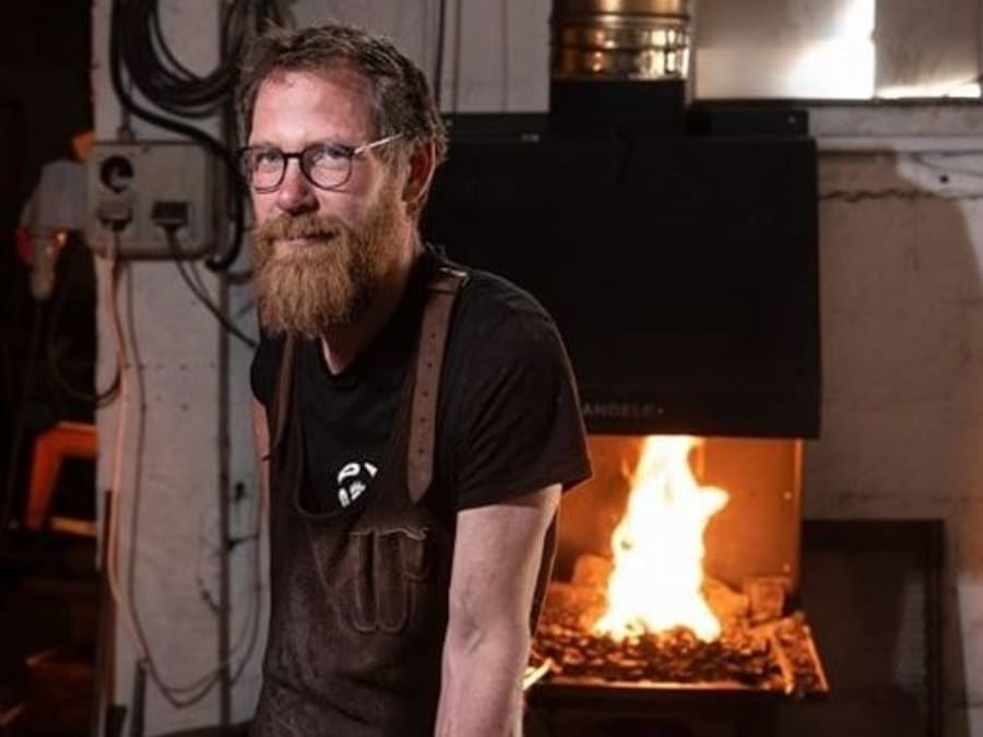 Rough knife-making workshop in Perruel (27)