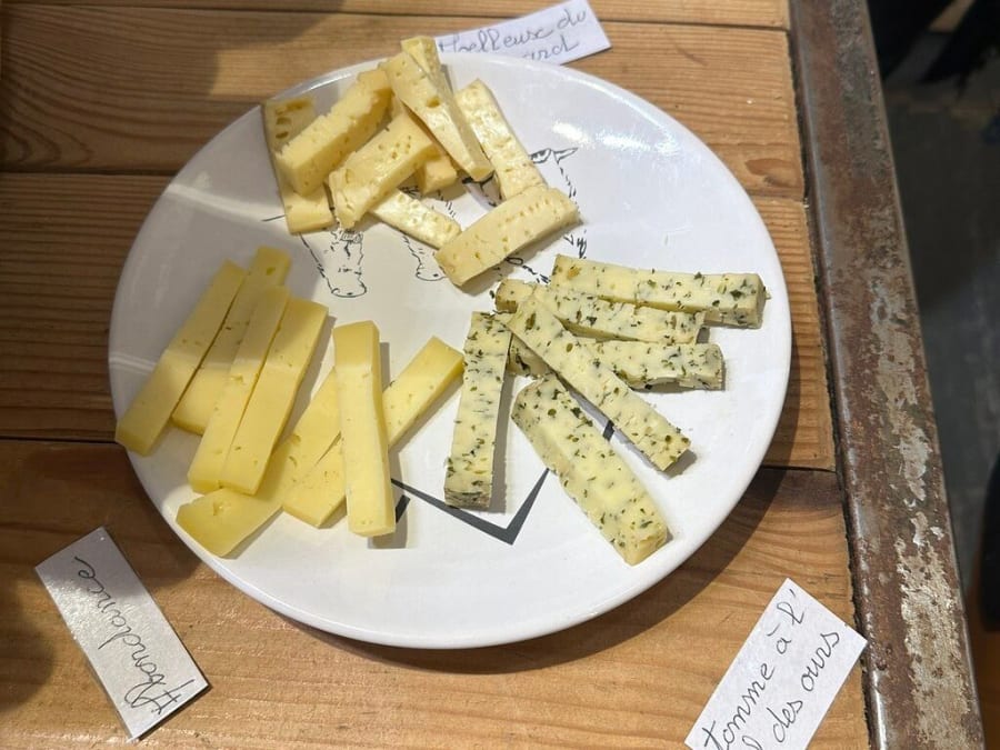 Gastronomic tour in Annecy (74)