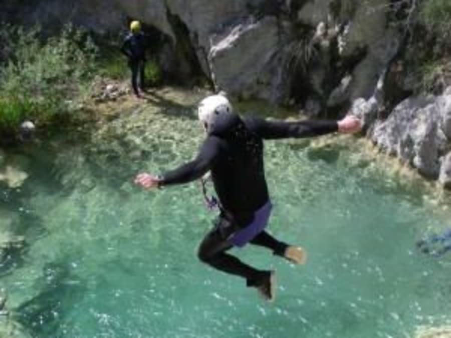 Sport canyoning in the Llech canyon (66)