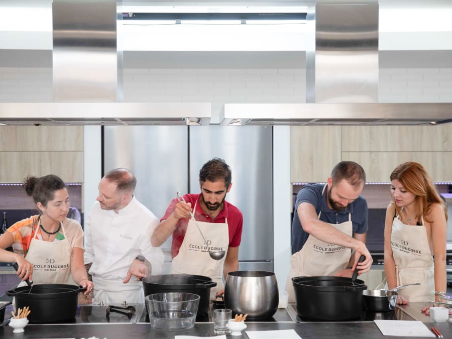 Atelier de cuisine "Tradition" à l'Ecole de cuisine Ducasse