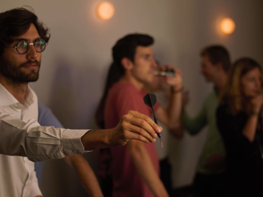 Team Building tournoi de fléchettes à Paris 11ème