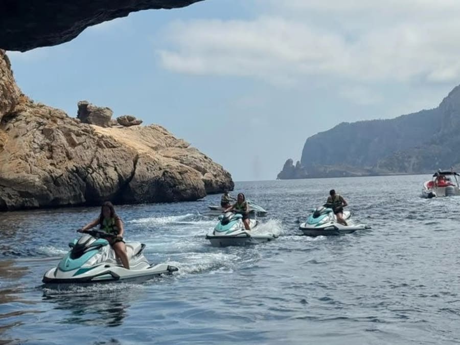 Escursione in moto d'acqua alle Isole Margarita con partenza da San Antonio (Ibiza)