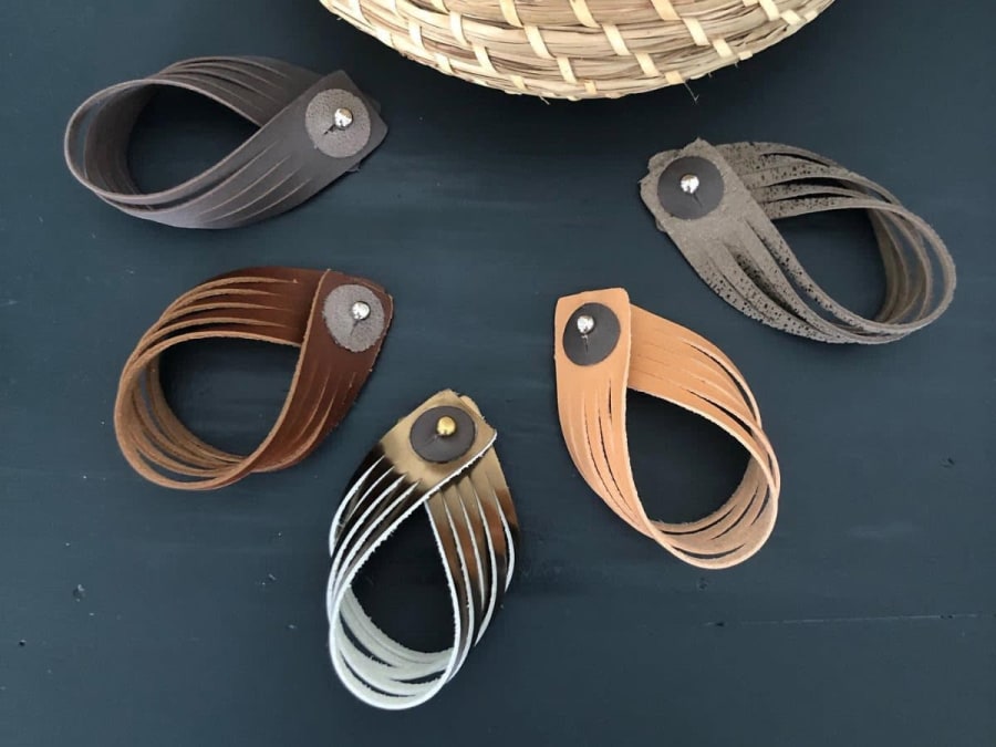 Workshop voor het maken van leren sieraden in Colombes (92)