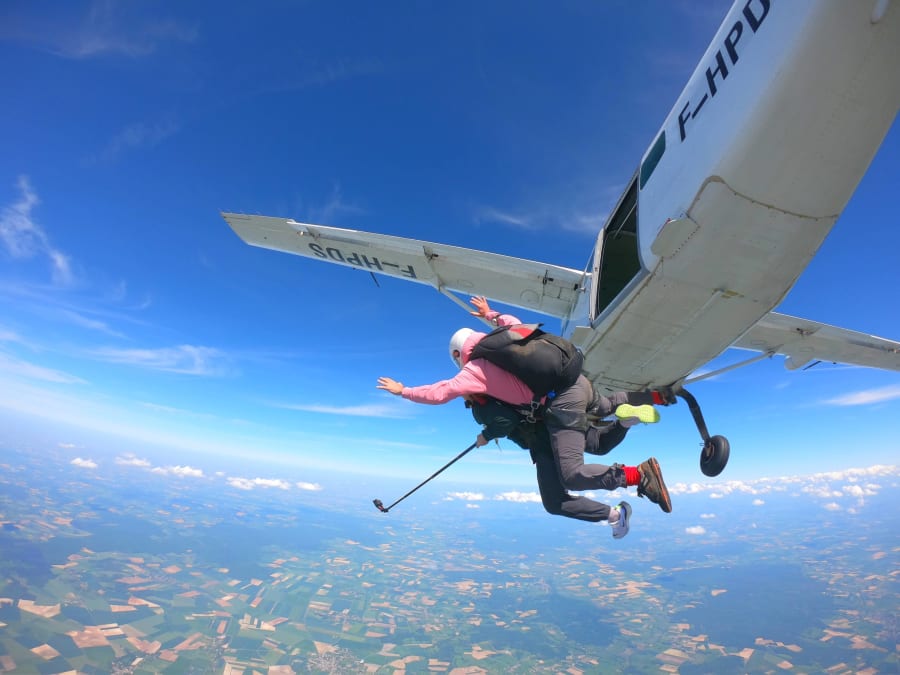 Saut en parachute en tandem à Chéu Saint-Florentin (89)