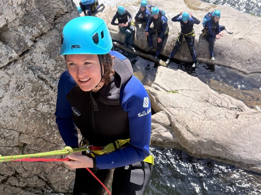 Giornata di canyoning di livello intermedio a Chassezac (48)