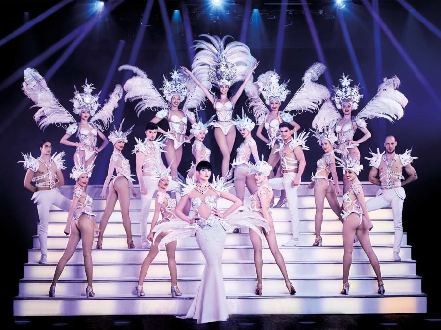 Tickets for dinner and show at Paradis Latin in Paris