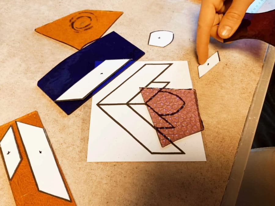 Taller de introducción a las vidrieras Tiffany en Redon (35)