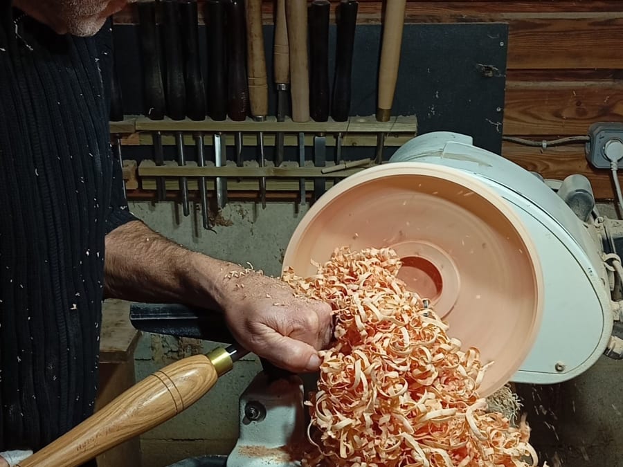 Atelier tournage sur bois à Groléjac (24)