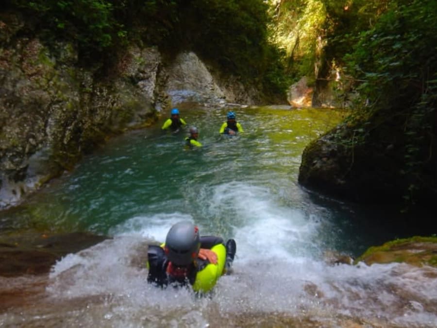Canyoning à la journée au canyon des Ecouges Intégral