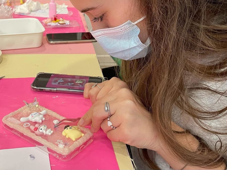 Atelier création de coque de téléphone à Paris 5ème