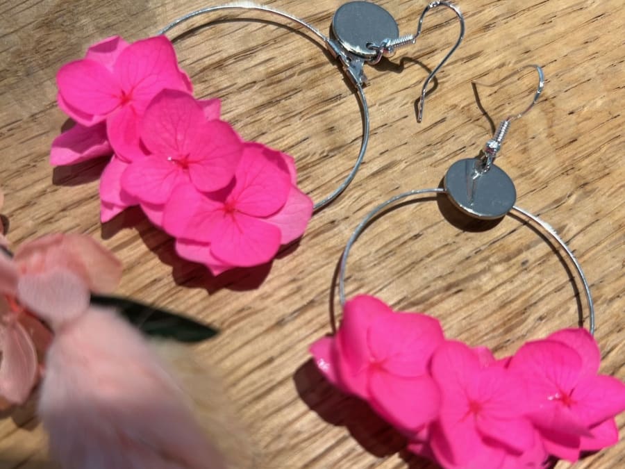 EVJF Atelier bijoux en fleurs à Clichy-La-Garenne (92)