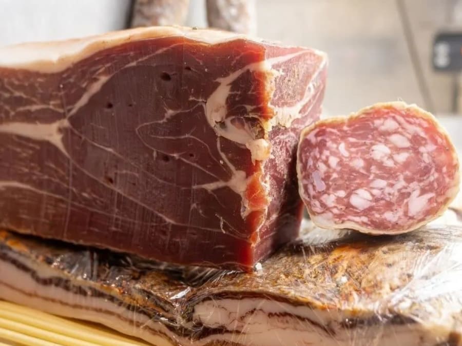 Wine & charcuterie tasting in Villeneuve-Loubet (06)