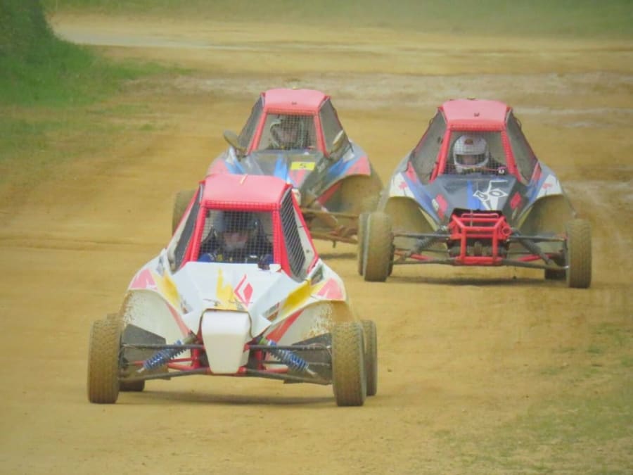 Anniversaire Pilotage Cross Car 5 à 12 ans à Pipriac (35) 