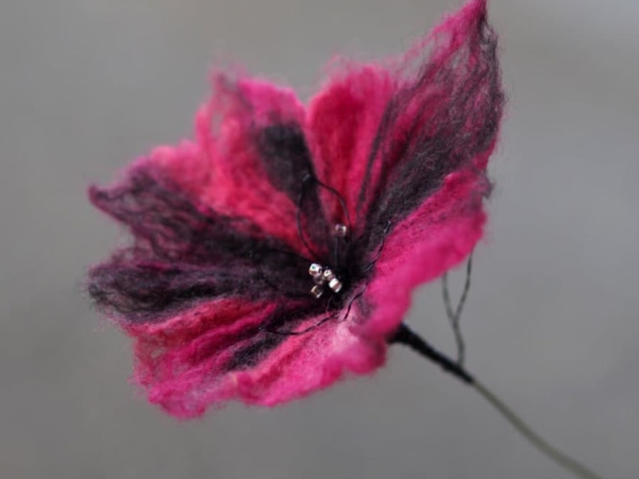Atelier fabrication fleur en laine à Chambéry (73)
