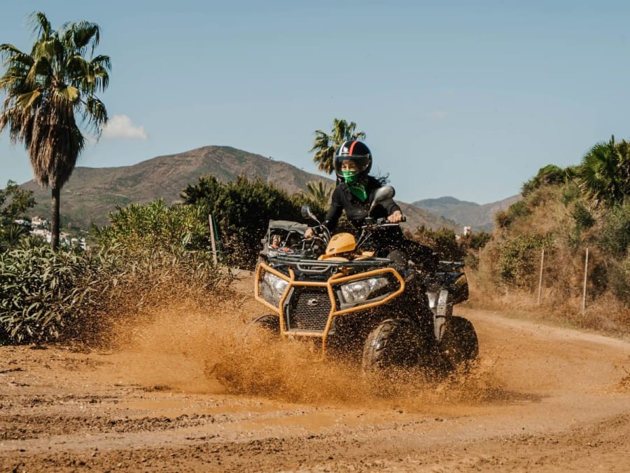 Tour en quad de 3 heures sur la Costa del Sol, entre Málaga et Marbella