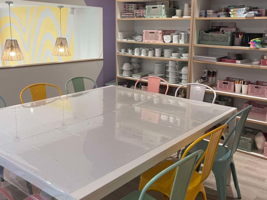 Dried flower suspension workshop in Bourges (18)