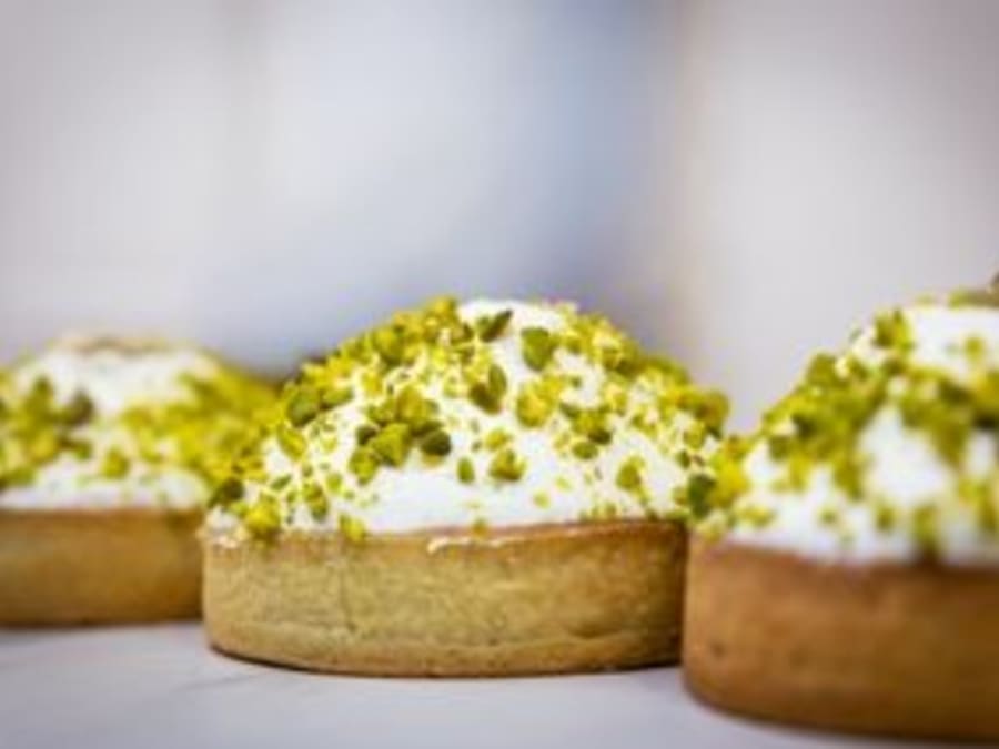Pistachio tartlets workshop in Paris 14th arrondissement