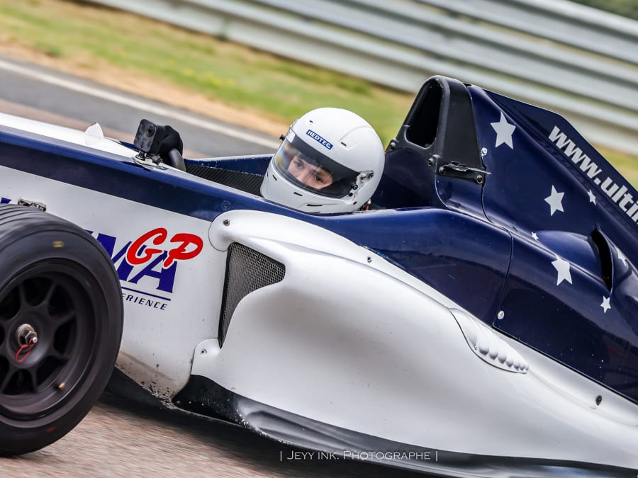 Formula 4 driving experience, Circuit de la Ferté Gaucher (77)