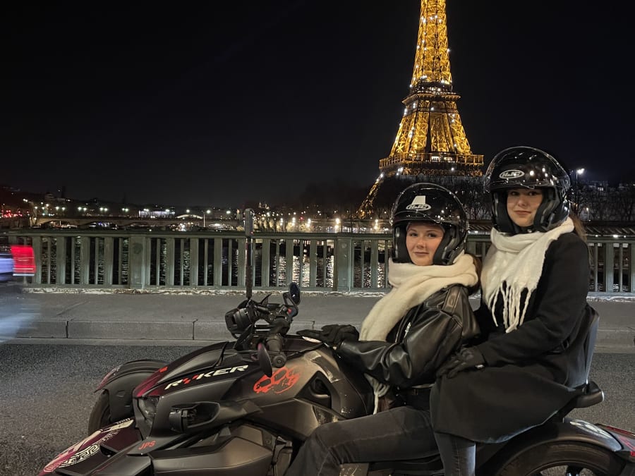 Can-Am motorcycle tour of Paris