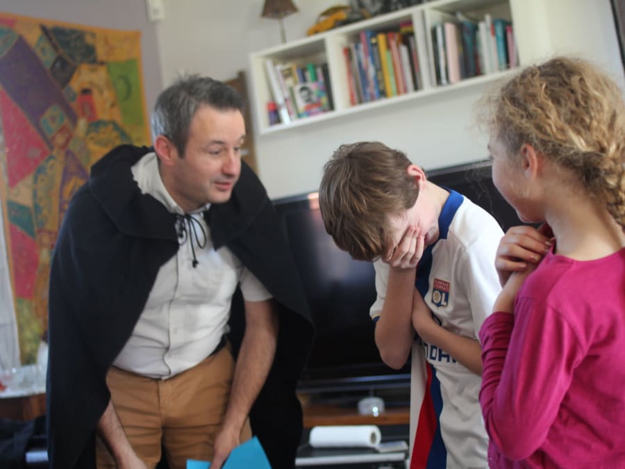 Anniversaire Magie & Sculpture sur ballons 6-14 ans à domicile