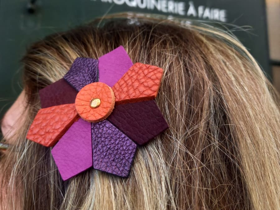 Small leather accessories workshop in Paris 14th arrondissement