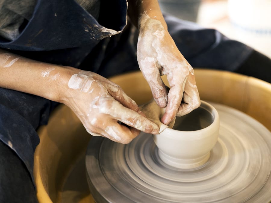 Initiation au tournage céramique à Marseille 4ème