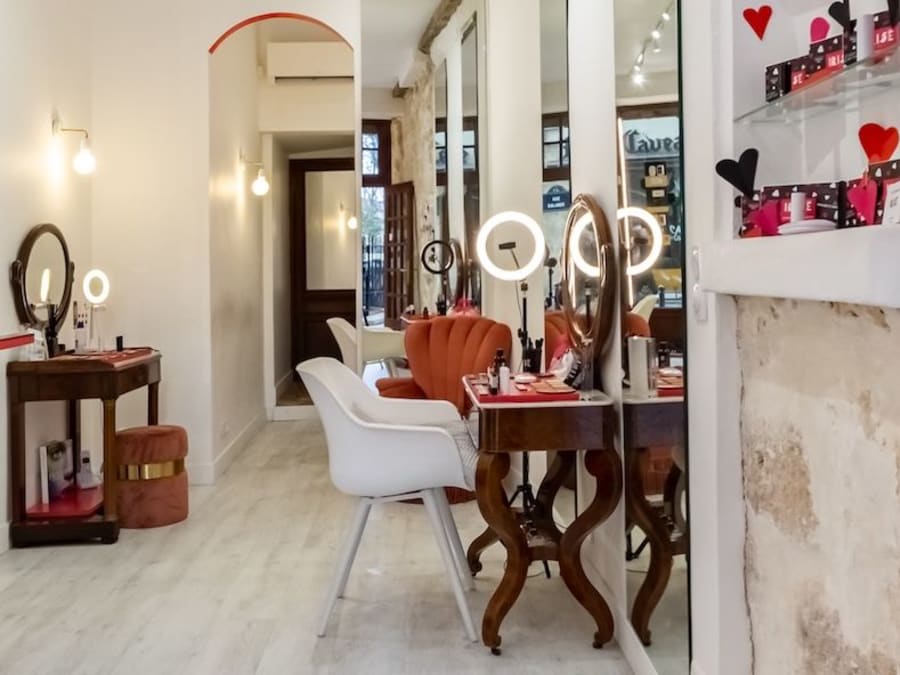 Cours de maquillage par une professionnelle à Paris 5ème