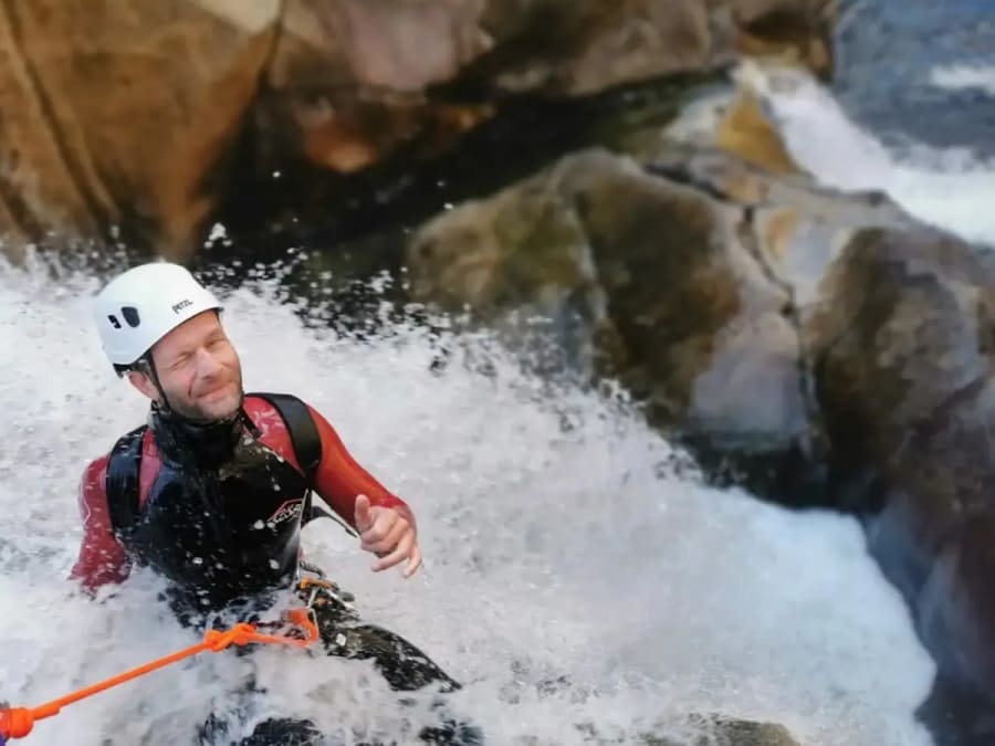 Canyoning au canyon de la Haute Borne en Ardèche (07)