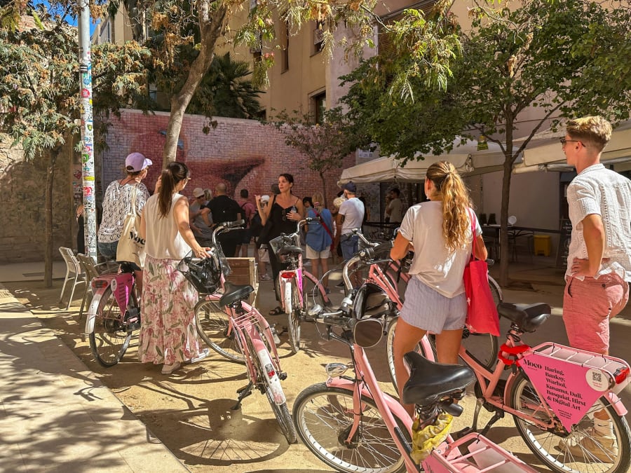Street Art bike tour in Barcelona