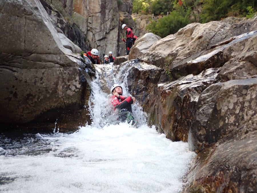 Canyoning in the Haut Chassezac canyon in the Cévennes