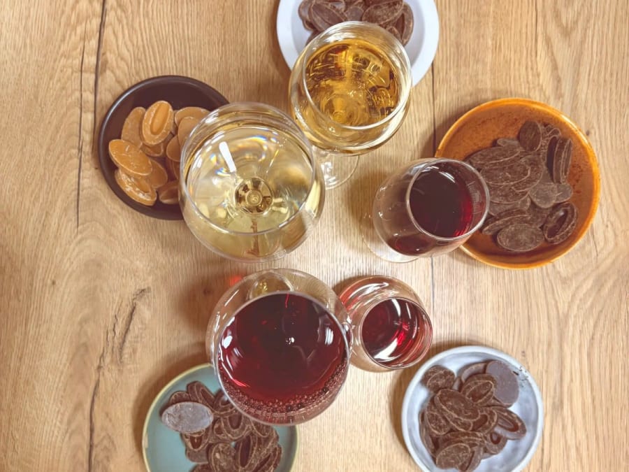 Wine, cheese and chocolate tasting in Paris 11th arrondissement