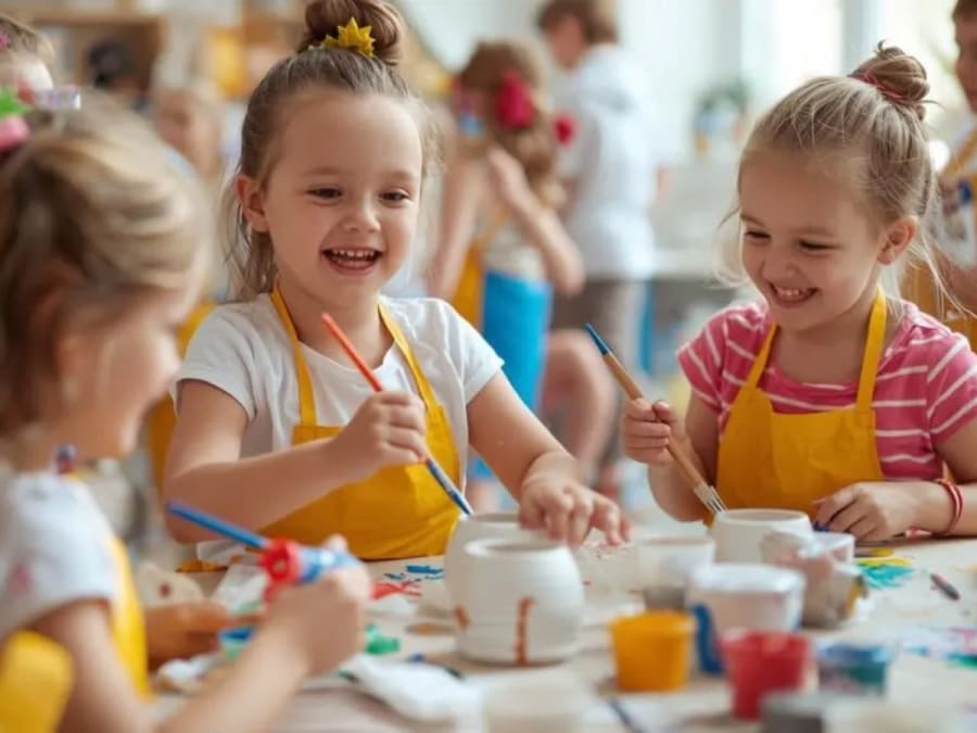Anniversaire 6-14 ans peinture sur céramique aux Angles (30)