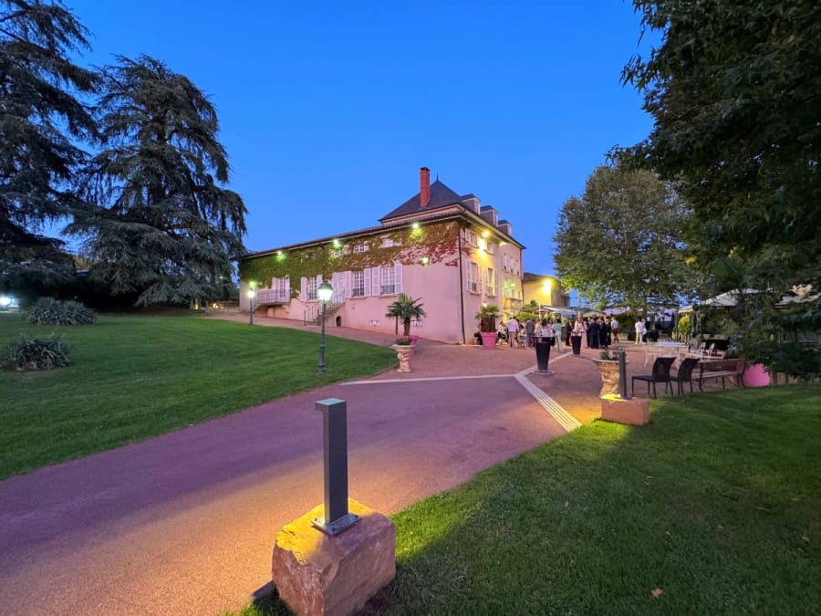 Château des Loges à proximité de Villefranche-sur-Saone (69)