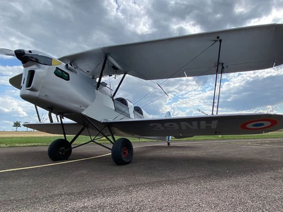 Vol découverte à bord d'un avion Stampe SV4 près de Dijon (21)