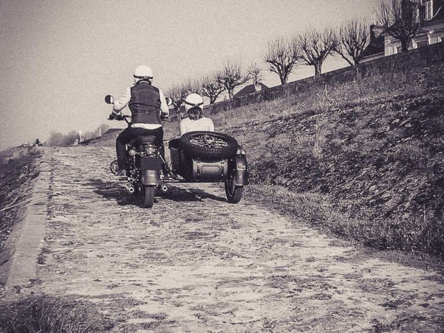 Day trip in a sidecar to discover the Tours region