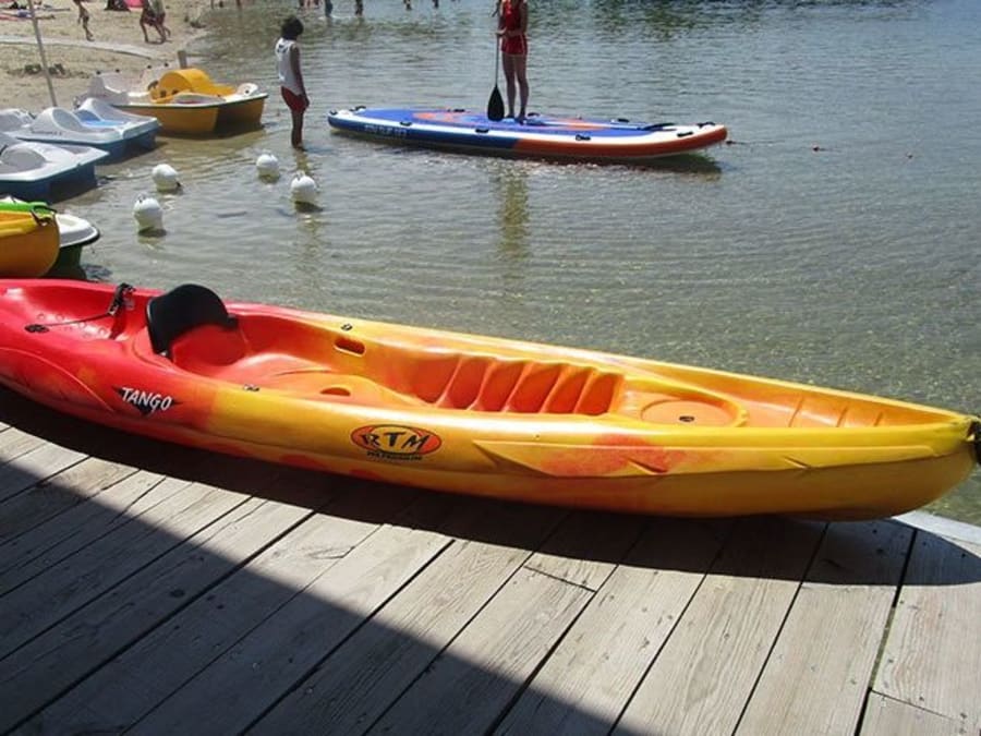 Location De Canoë/Kayak Au Lac D'arjuzanx (40)