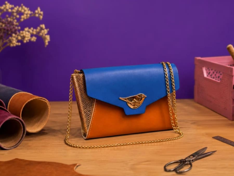 Hand-crafted leather goods workshop in Lyon (69)