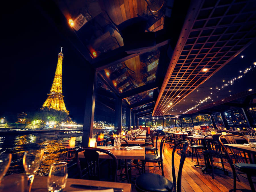 Dîner croisière "Paris saveurs" sur la Seine