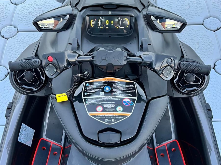 Alquiler de motos acuáticas en Fréjus (83)