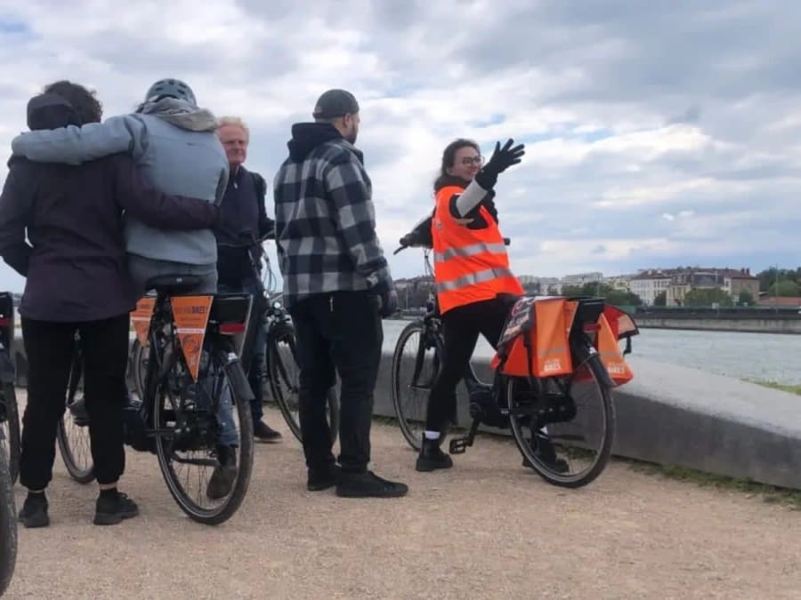 "Must-See" Guided Bike Tour in Lyon