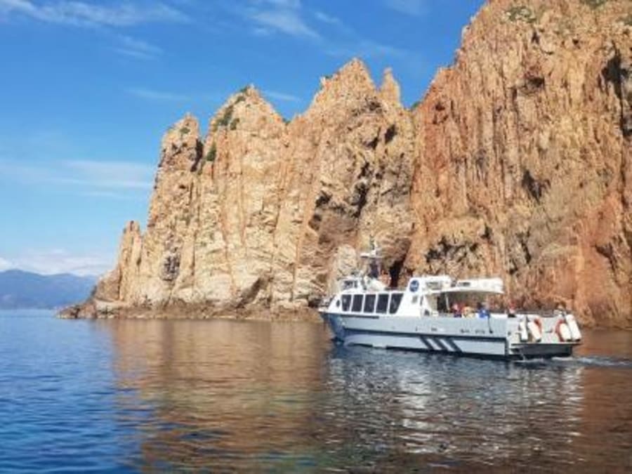 Crucero en lancha rápida Calanques de Piana - Capo Rosso