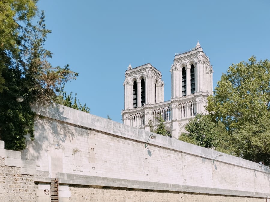 Balade en bateau privé sur la Seine depuis Paris 16ème