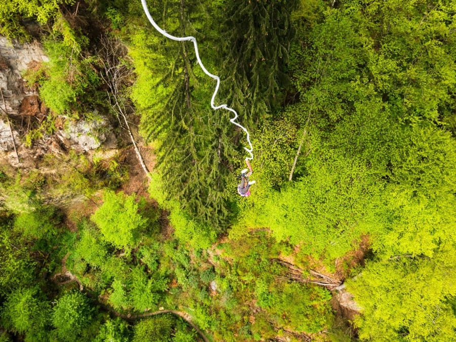 Puenting frente al macizo del Mont Blanc (74)