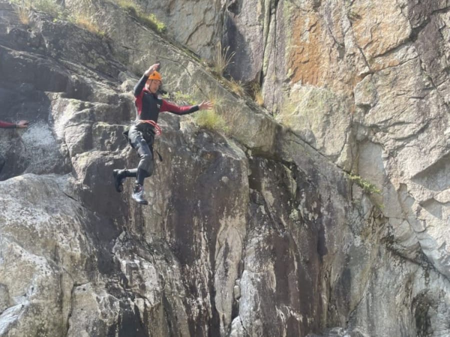 Demi-journée canyoning intermédiaire Rollingstone (48)