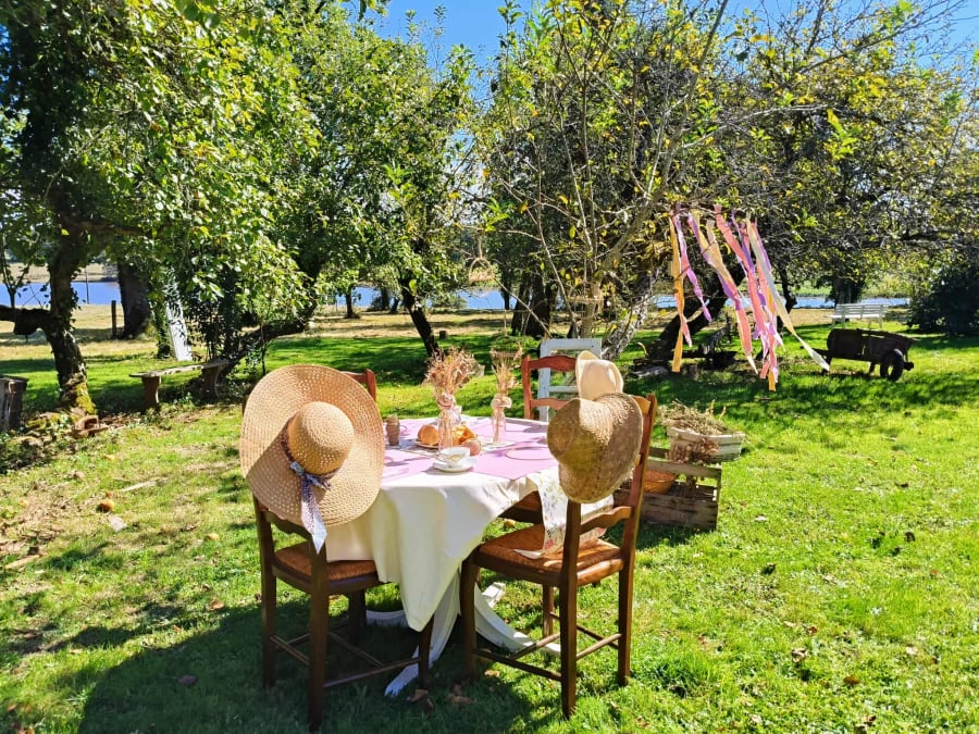 Dried flower wreath workshop in Luchapt (86)