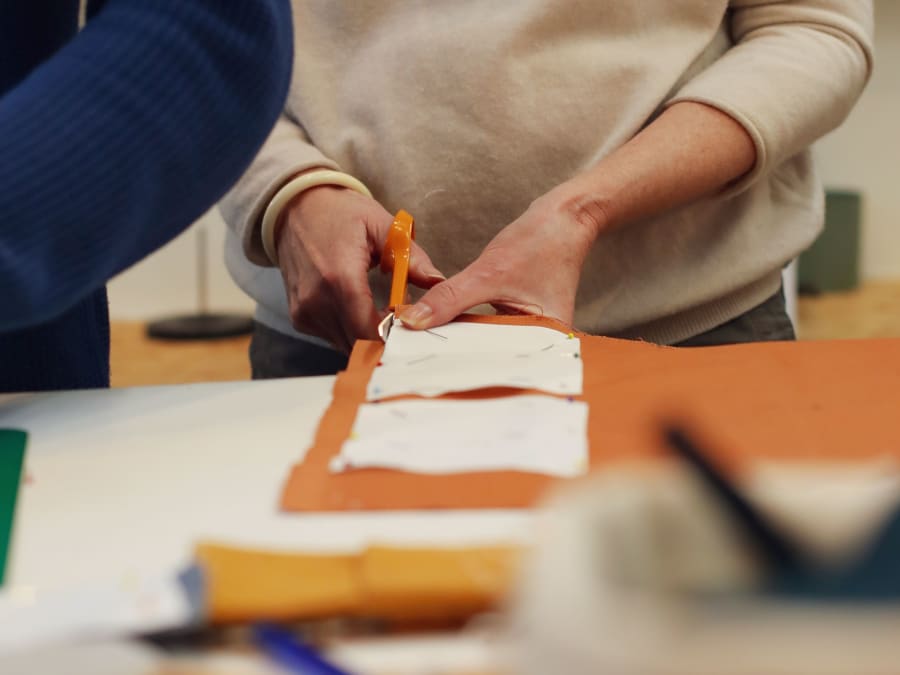 Team building couture à la machine à Paris 11ème