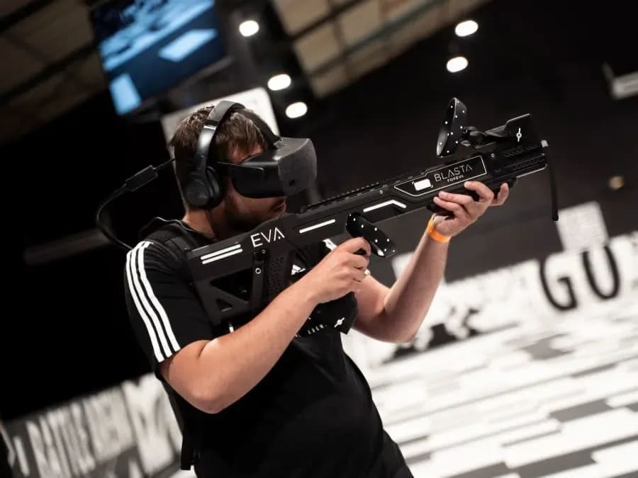 Réalité virtuelle en arène à EVA Saint-Etienne (42)