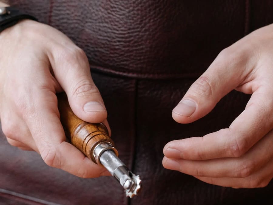 Taller para hacer una tapa de cuaderno cerca de Annecy (74)