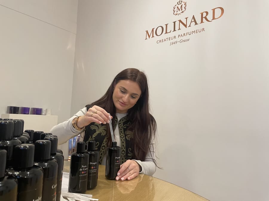 Taller de creación de perfumes clásicos en el distrito 1 de Parí