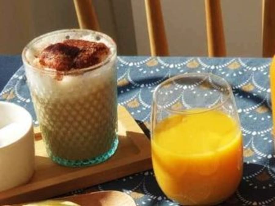 Taller de pintura cerámica y merienda en el distrito 16 de París